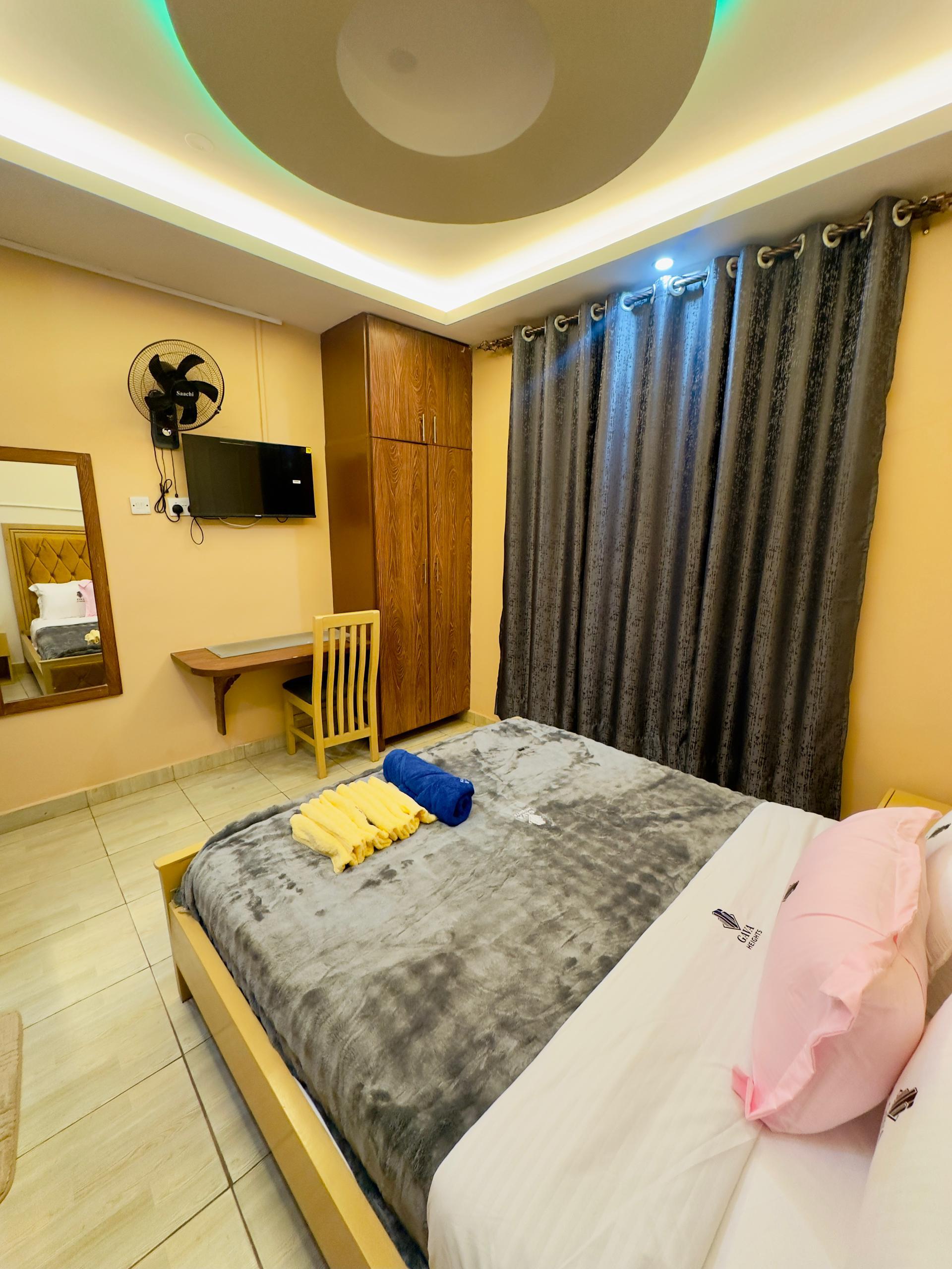 Gava Heights room